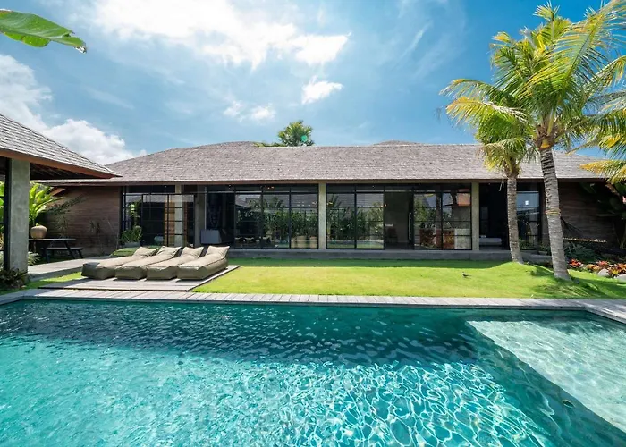 Villa Wirtiga - Elegant 3Bdr Villa In The Heart Of Canggu!