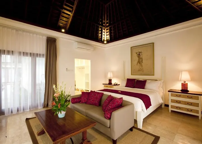Avillion Villa Cinta @Sanur, Bali