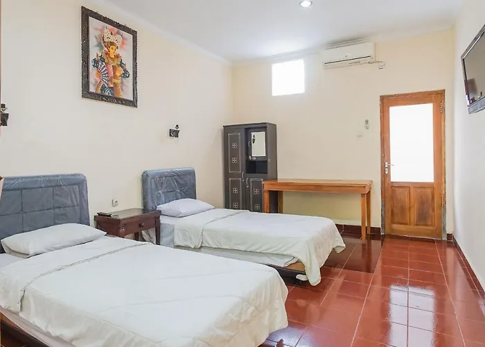 Mahendra Beach Inn