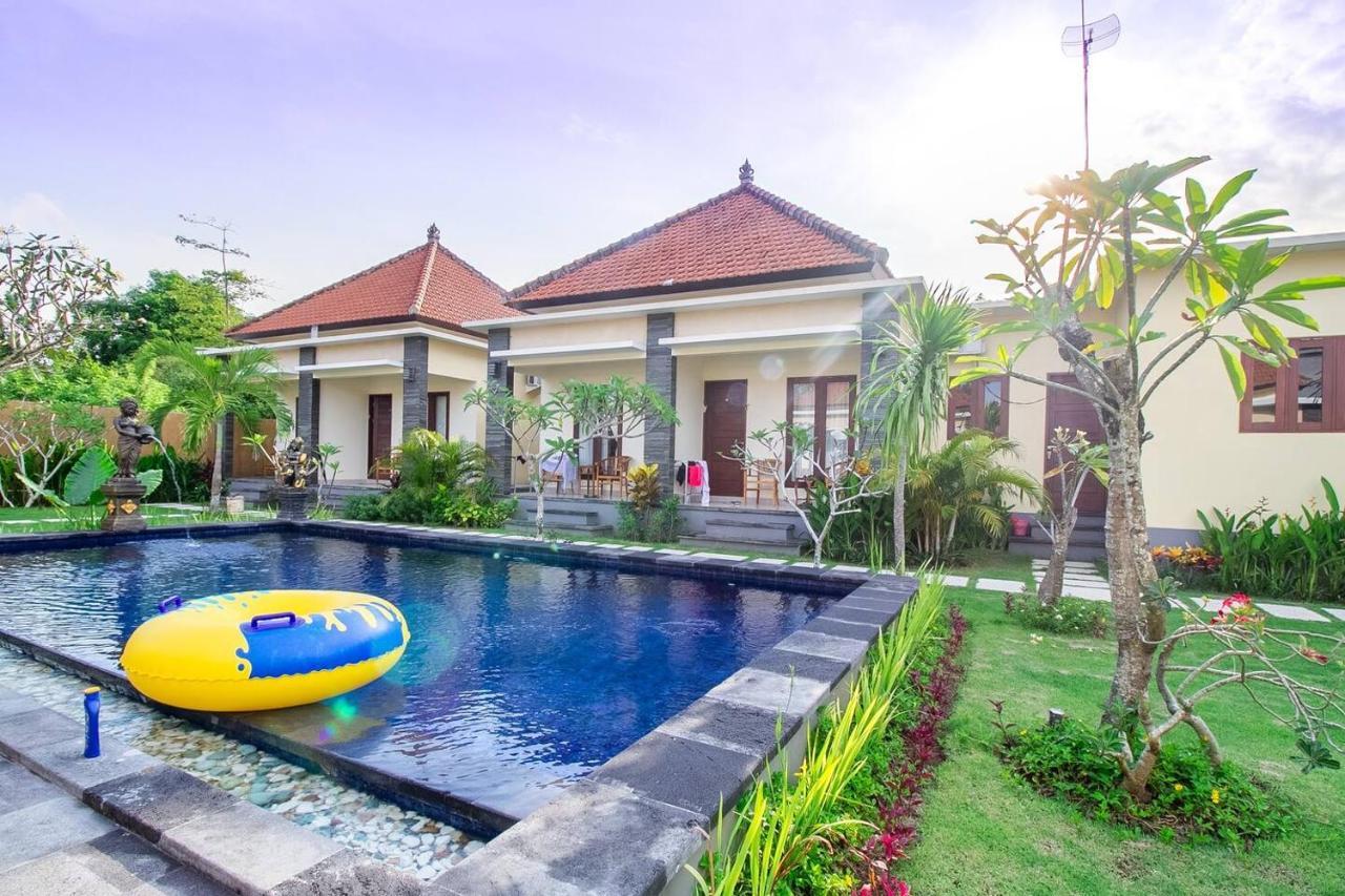 Kutuh Manak Guest house 2*