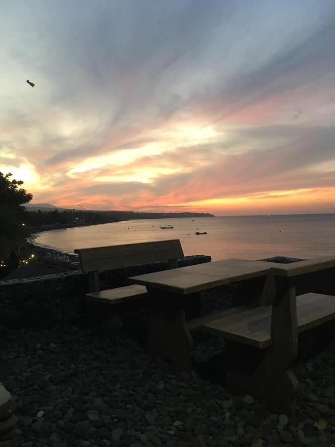 Tasik Dumun And Waroeng Homestay Amed (Bali)