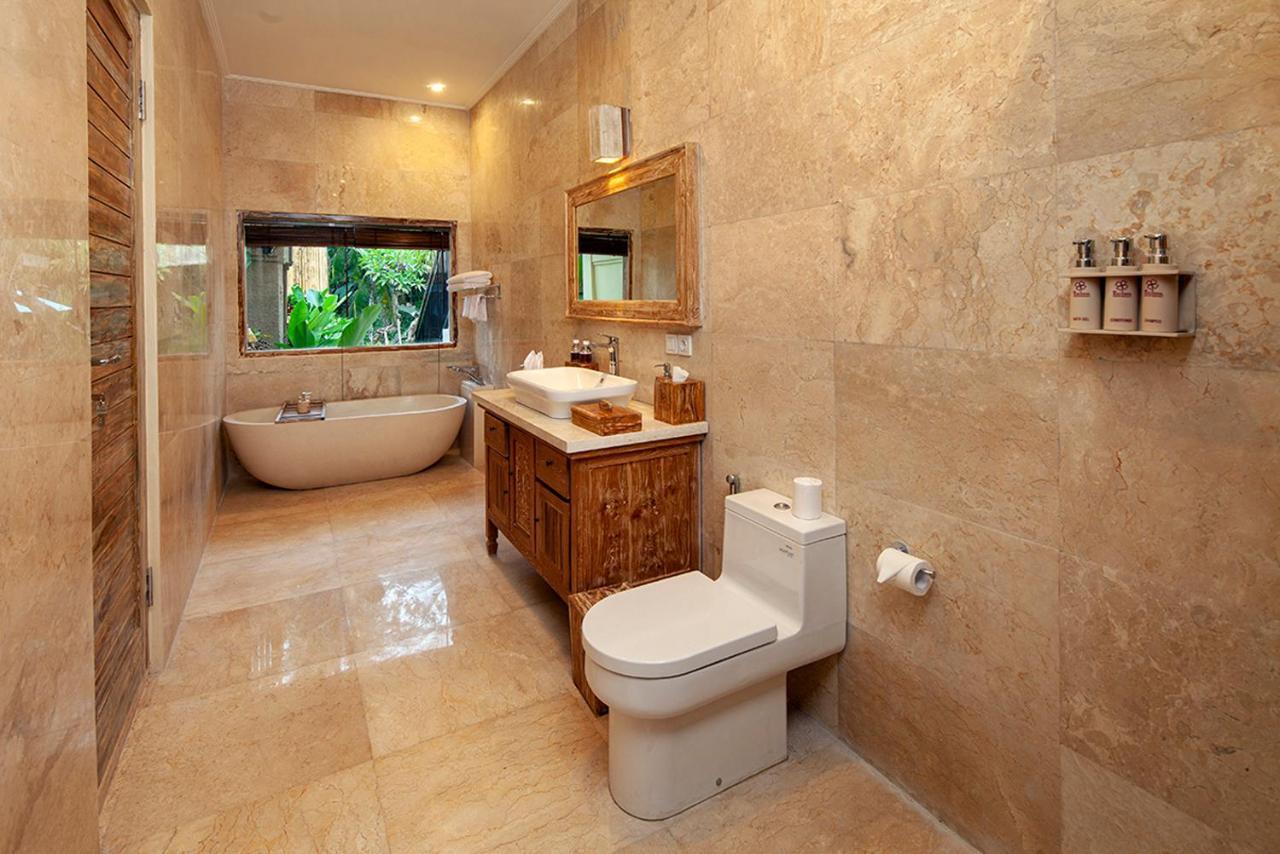 Hotel The Kalyana 4*