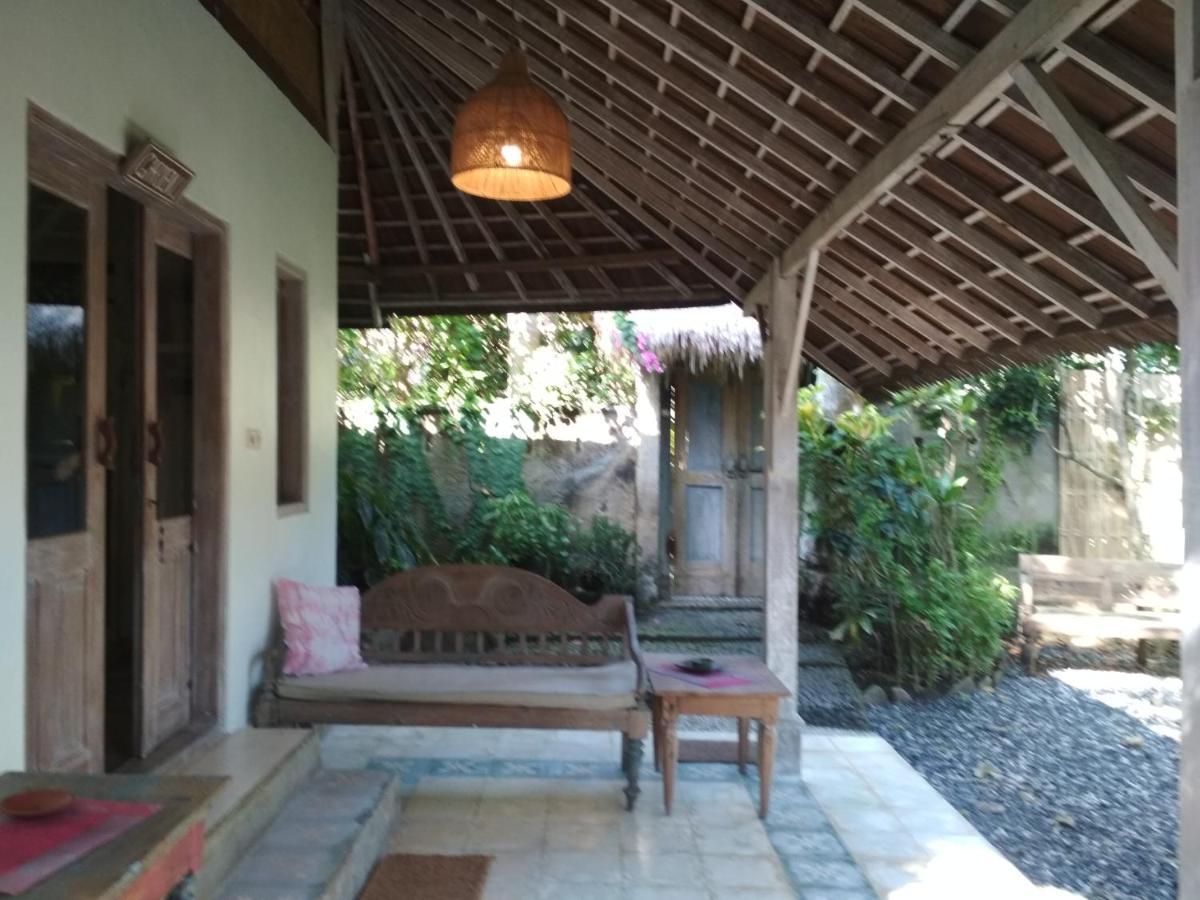 Pisang 3* Candi Dasa (Bali)