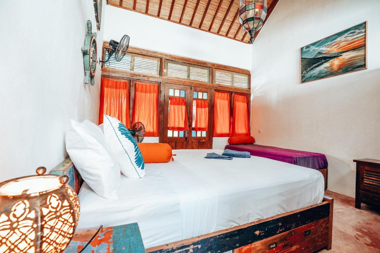 Blue Earth Village Hotel *