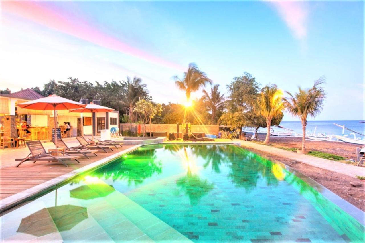 Resor Hi Blue Bali Melasti 3*