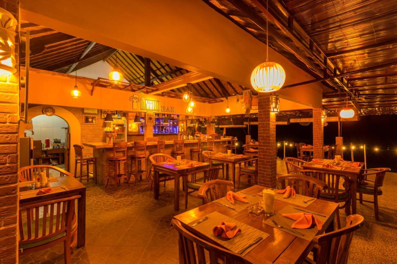 Amed Beach Resort 3*