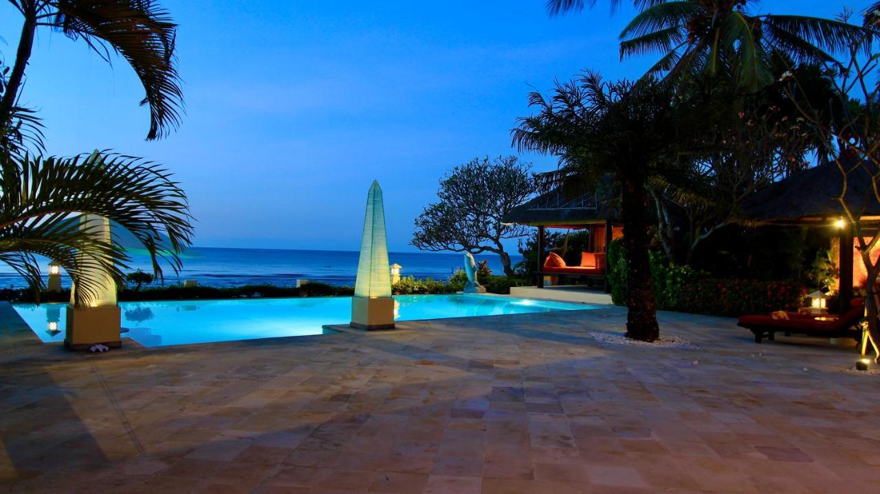 Villa Surgawi Lovina (Bali)