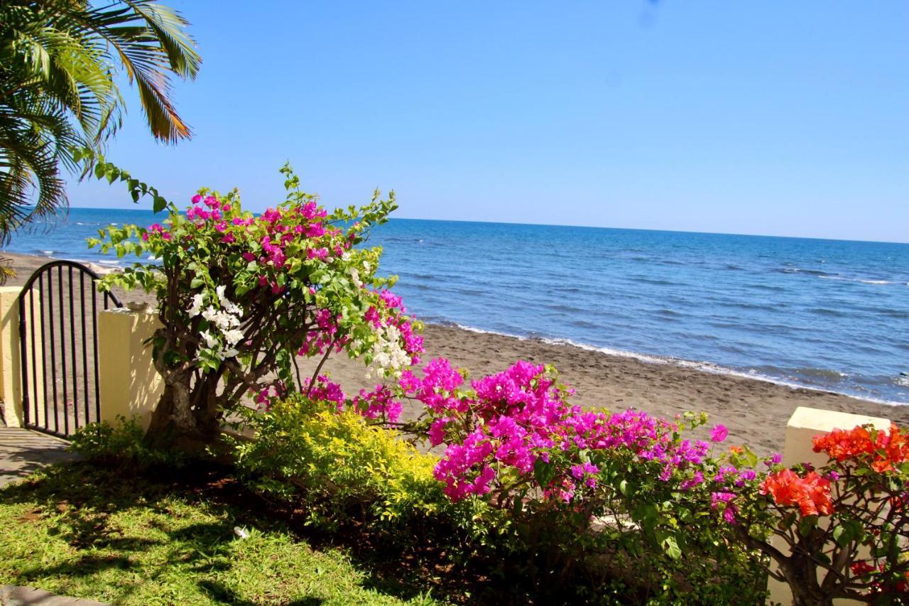 Villa Surgawi