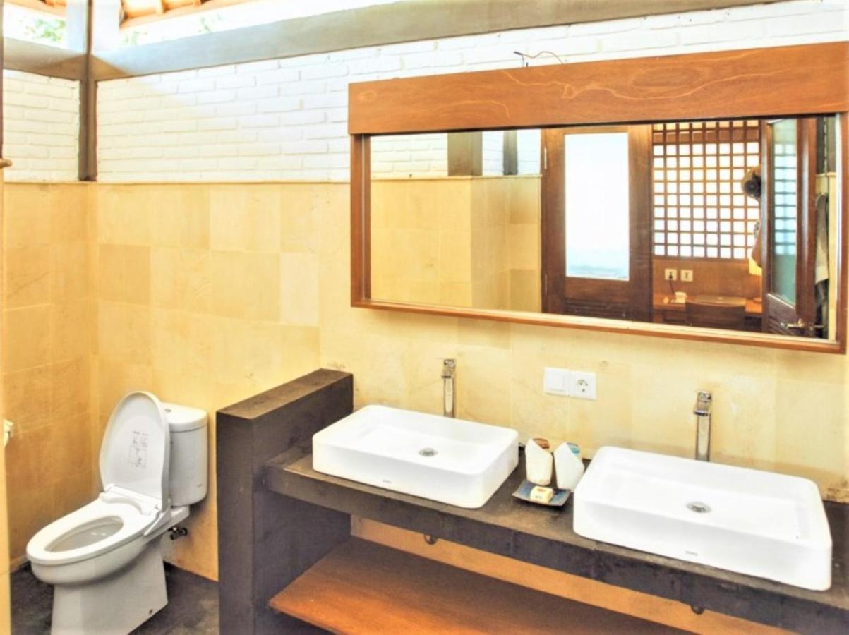 Resor Hi Blue Bali Melasti 3*