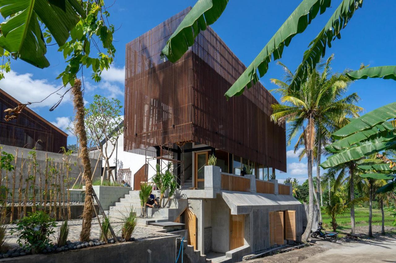The Saren Hotel