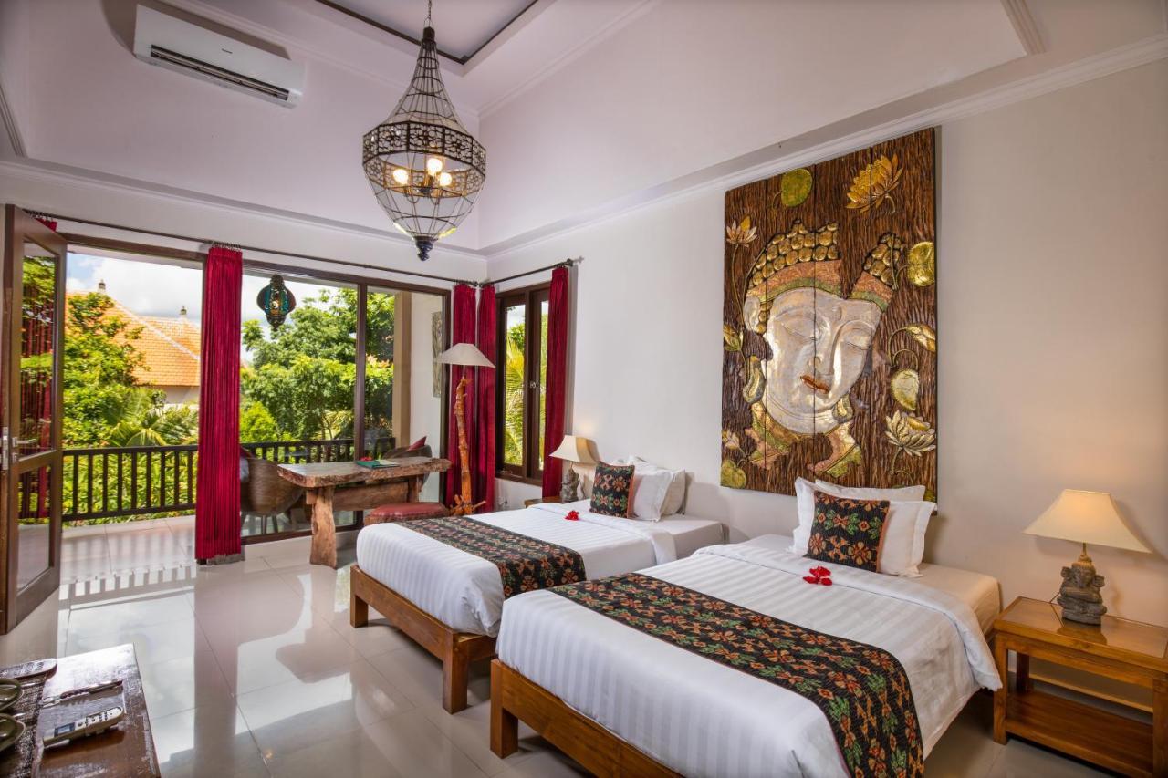 Field And Restaurant Hotel Ubud (Bali)