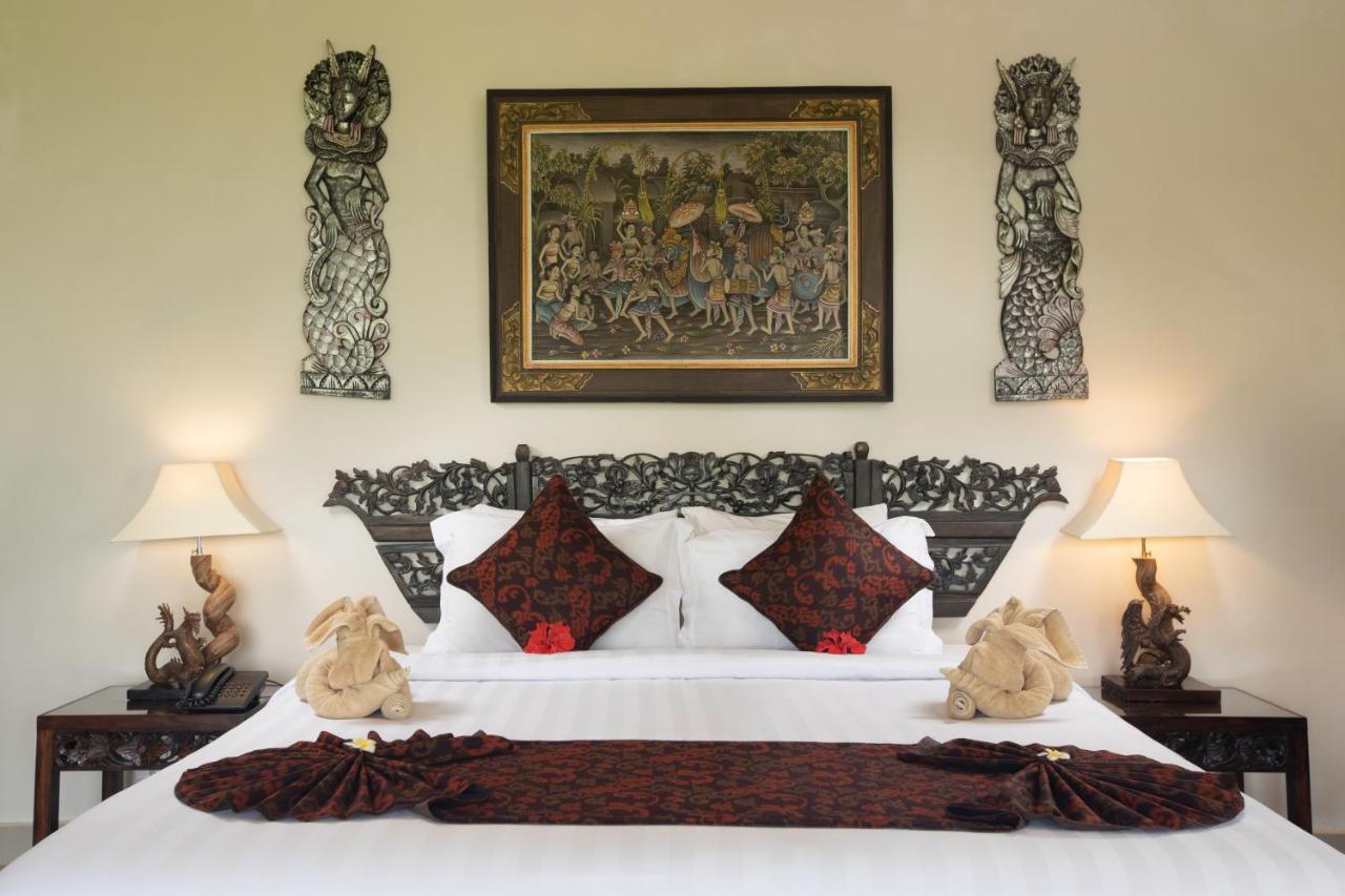 Field And Restaurant Hotel 3*