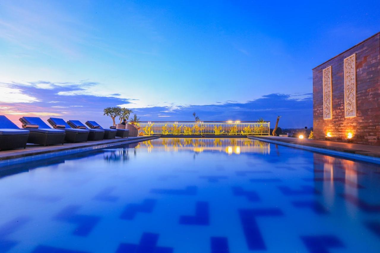 Dream Village Hotel Canggu (Bali)