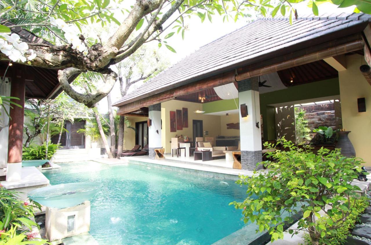 Nike Villa
