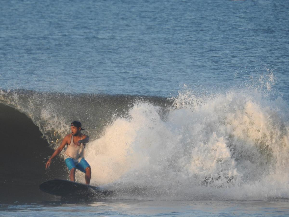 Hotel The Point Surfcamp Bali 3*