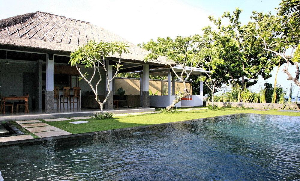 Hotel Sekar Nusa 4*
