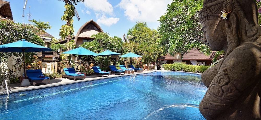 Hotel Puri Dewa Bharata & 3*