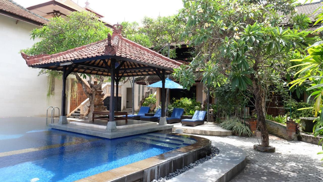 Fat Yogi Hotel 2*