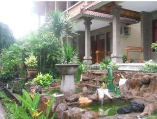 Mustika Sari Hotel 2*