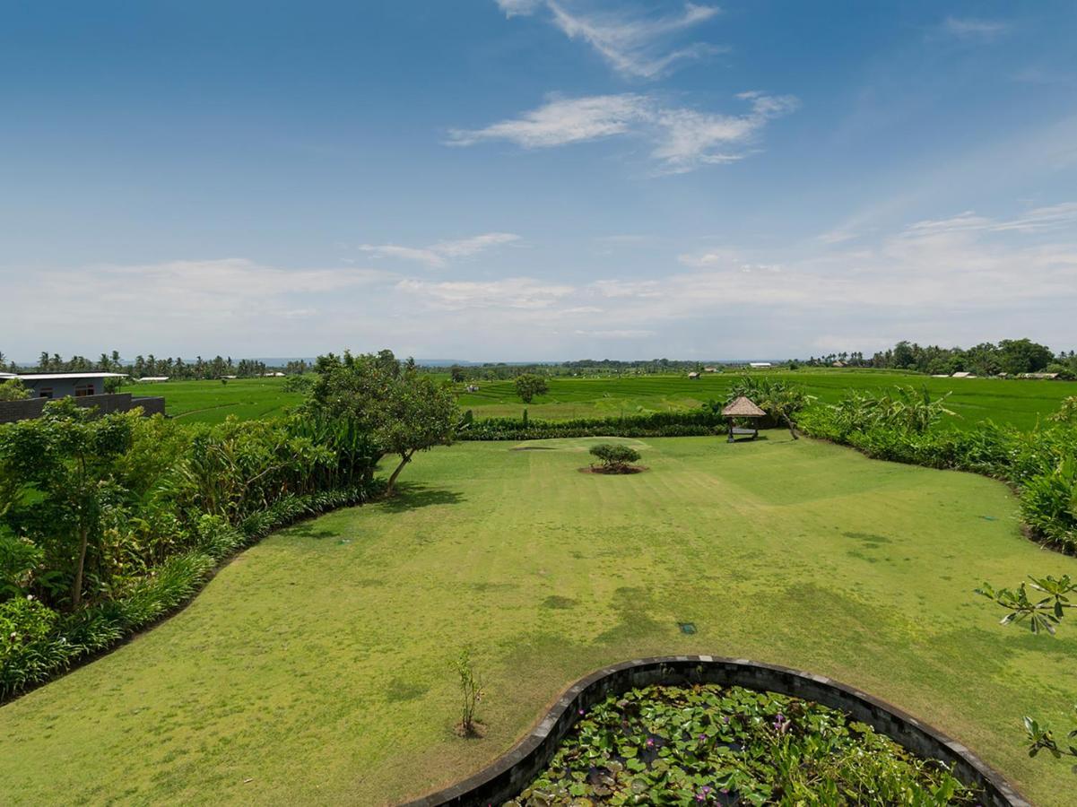 Mandalay * Kuta (Bali)