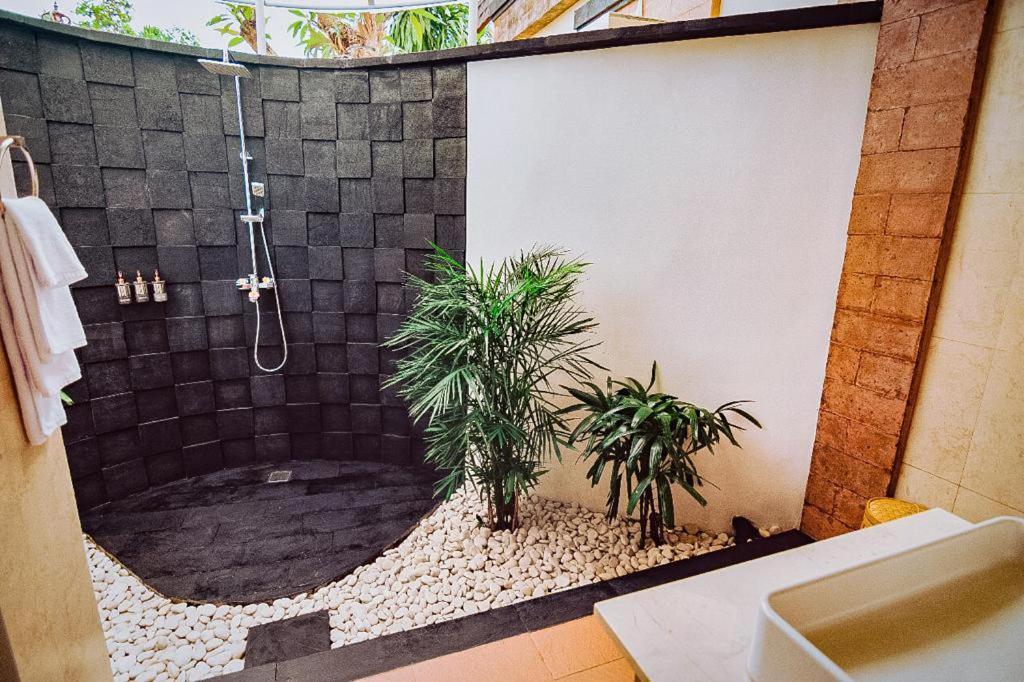 Tanamas By Deals Hospitality Hotel