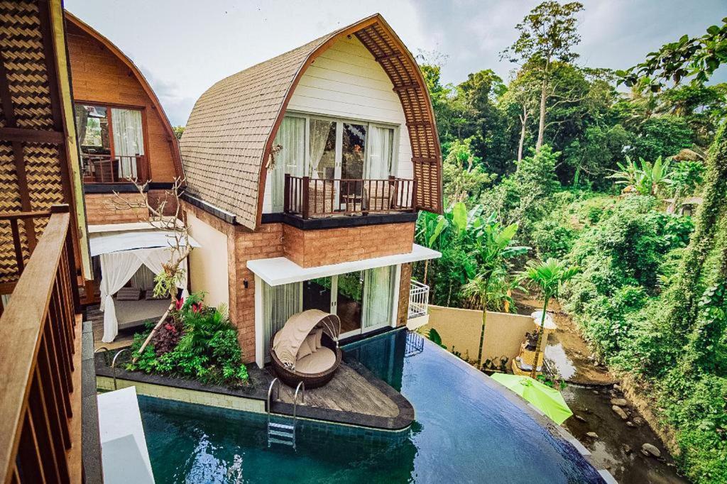 Tanamas By Deals Hospitality Hotel