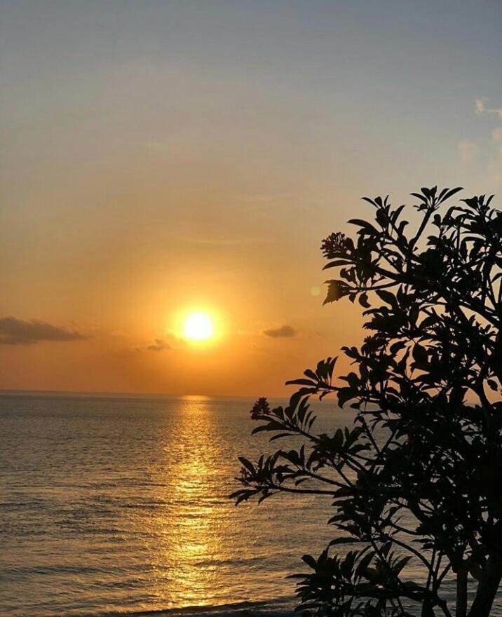 Hotel Ogix Cliff Paradise Semaya
