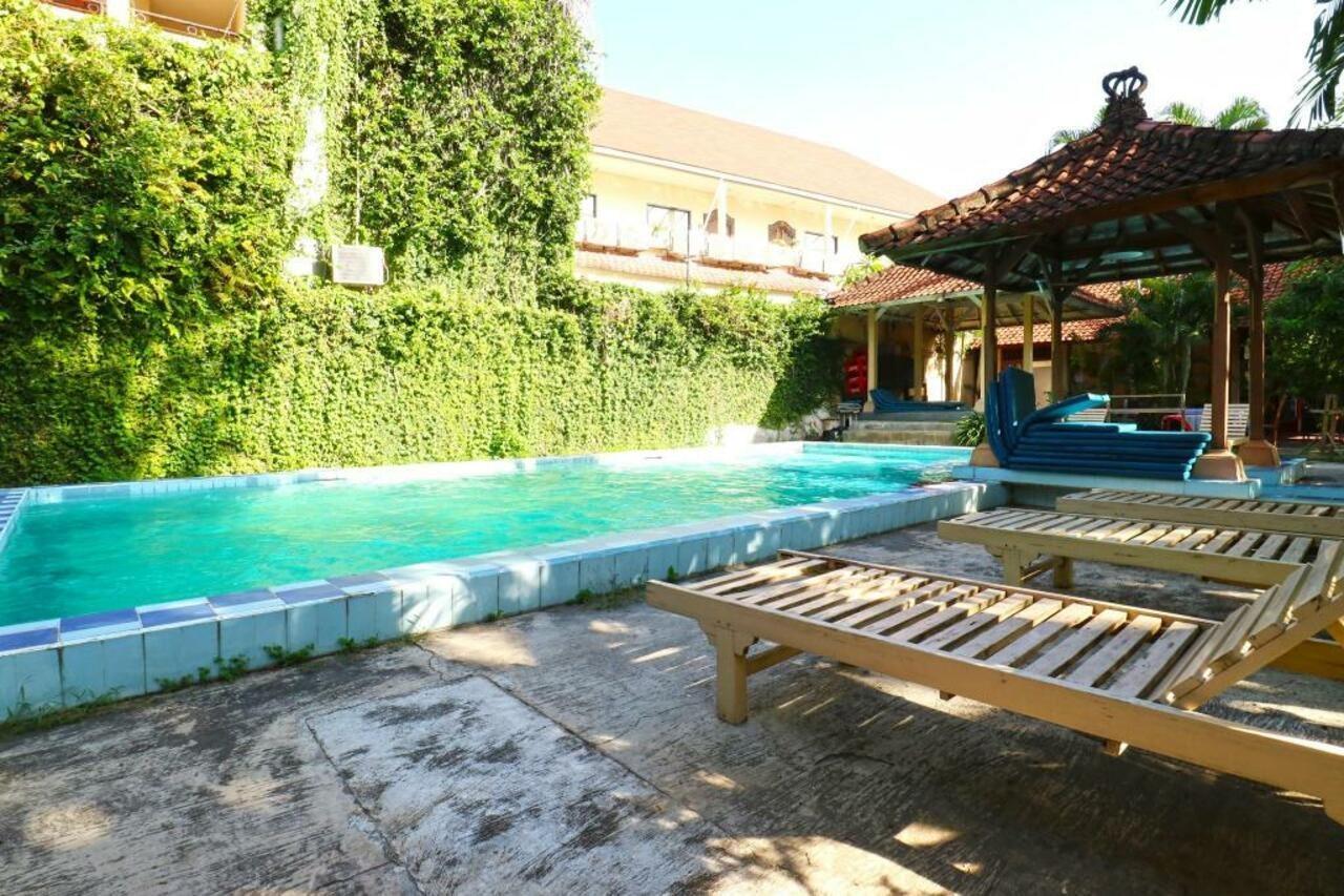 Hotel Ayu Kuta (Bali)