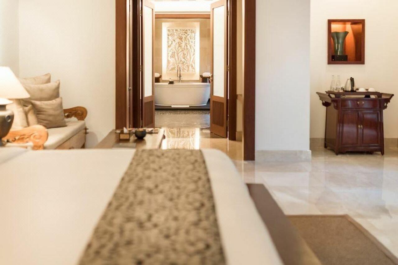 Awarta Nusa Dua Luxury & Bali Hotel