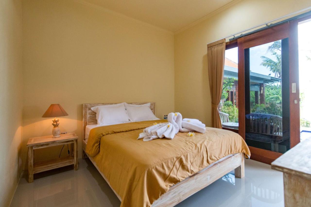 Dicky 2 Batu Bolong Guest house