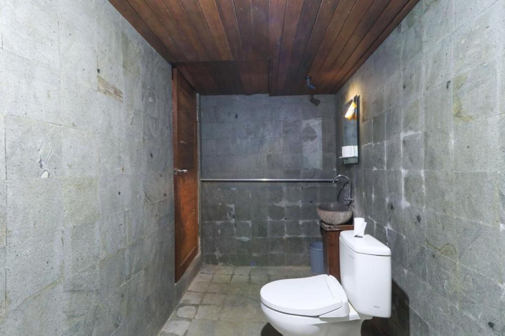Guest house Waterside Nusa Penida 3*