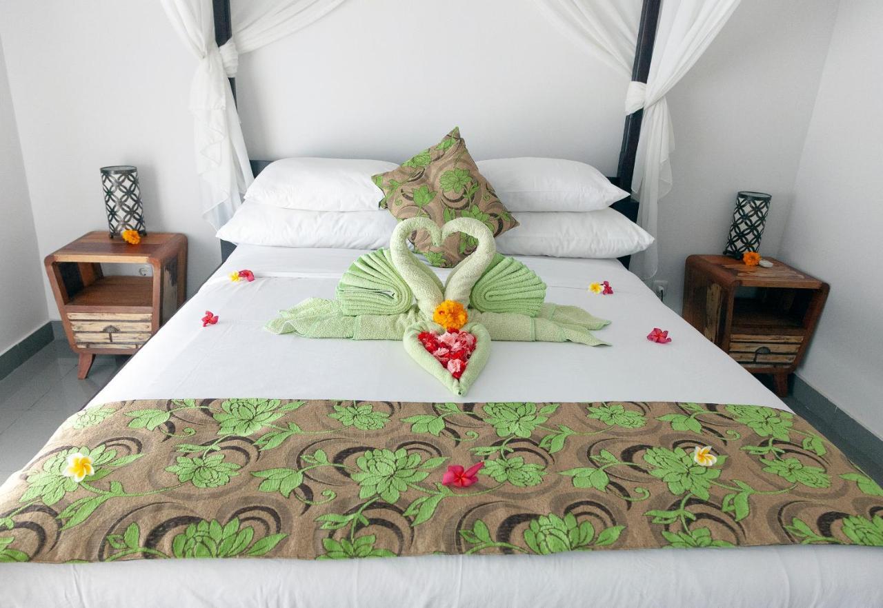 Paradise Lovina