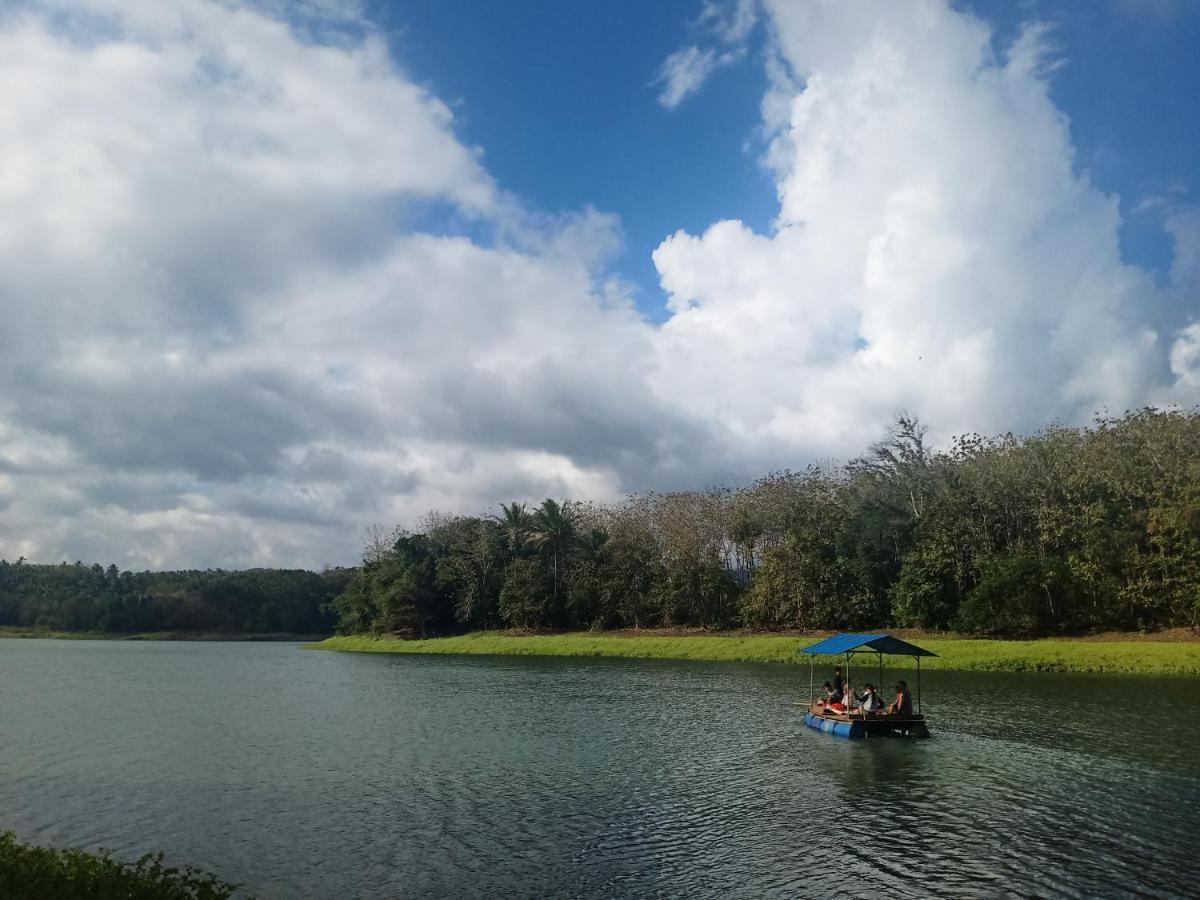 Resort Taman Wana Palasari 3*