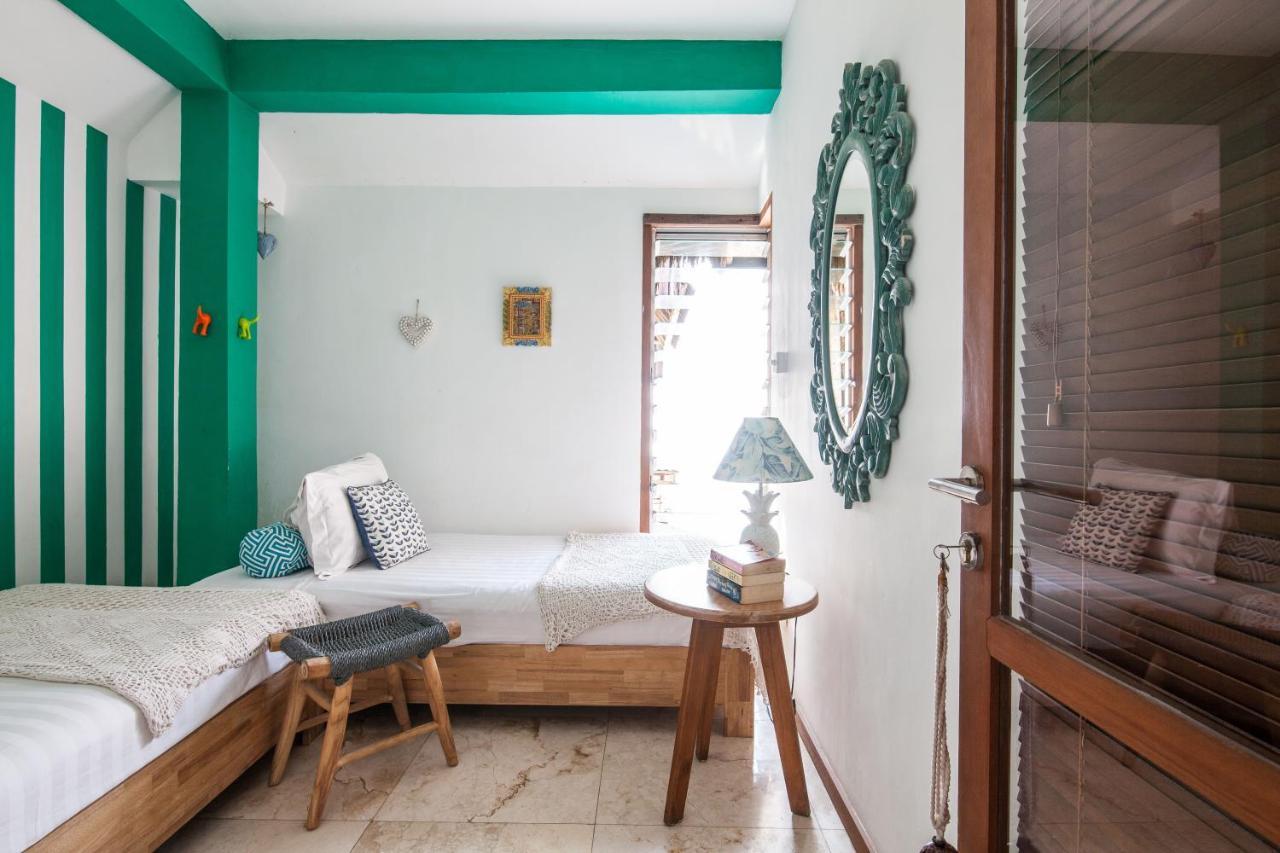 Gmb Beach House *