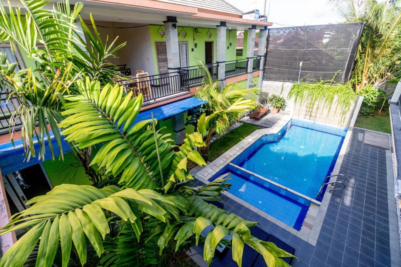 Tirai Bambu Hotel 2*