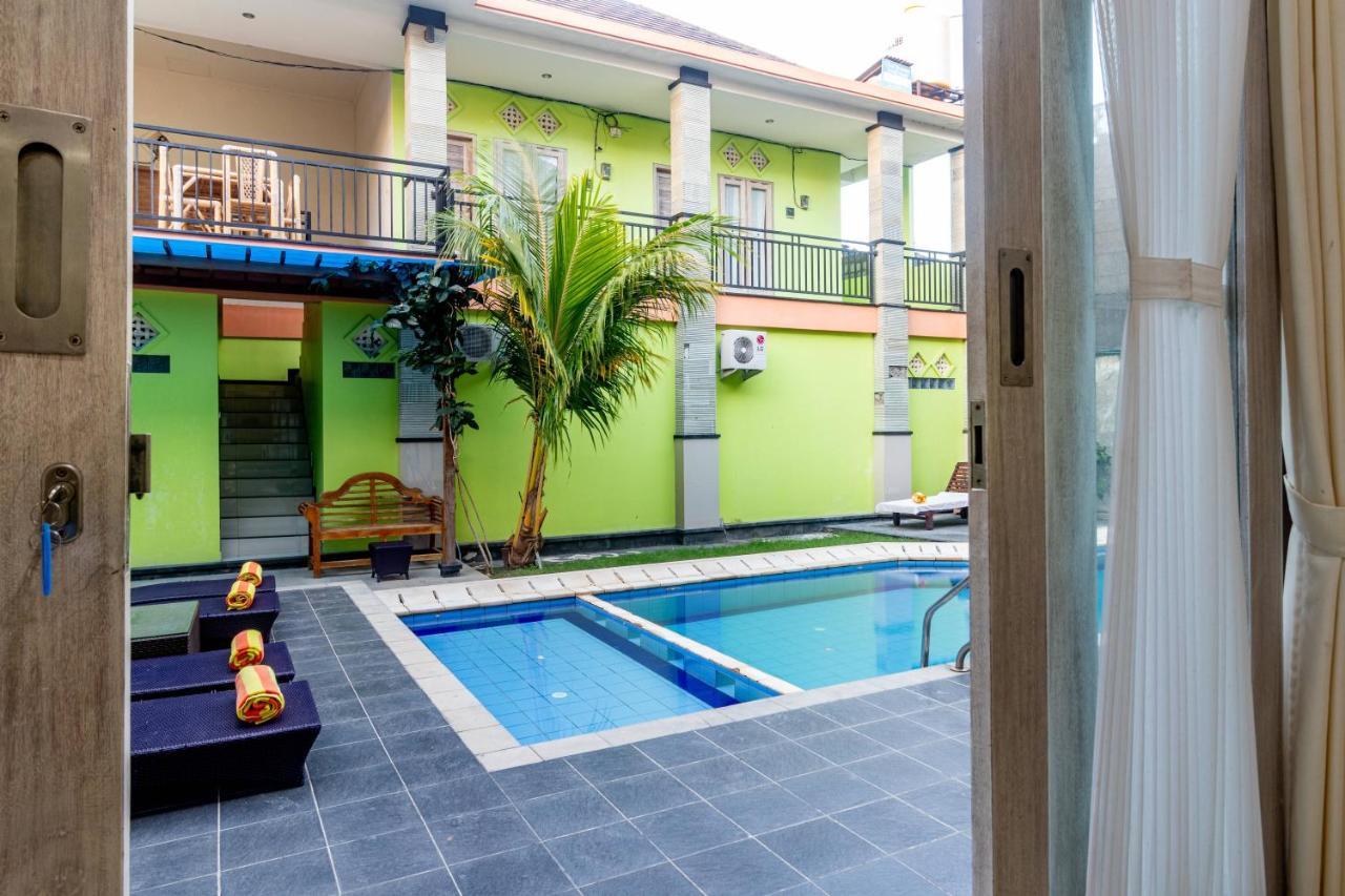 Tirai Bambu Hotel