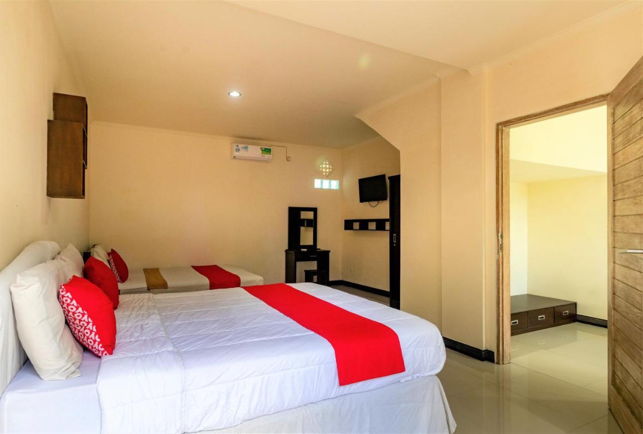 Tirai Bambu Hotel 2*