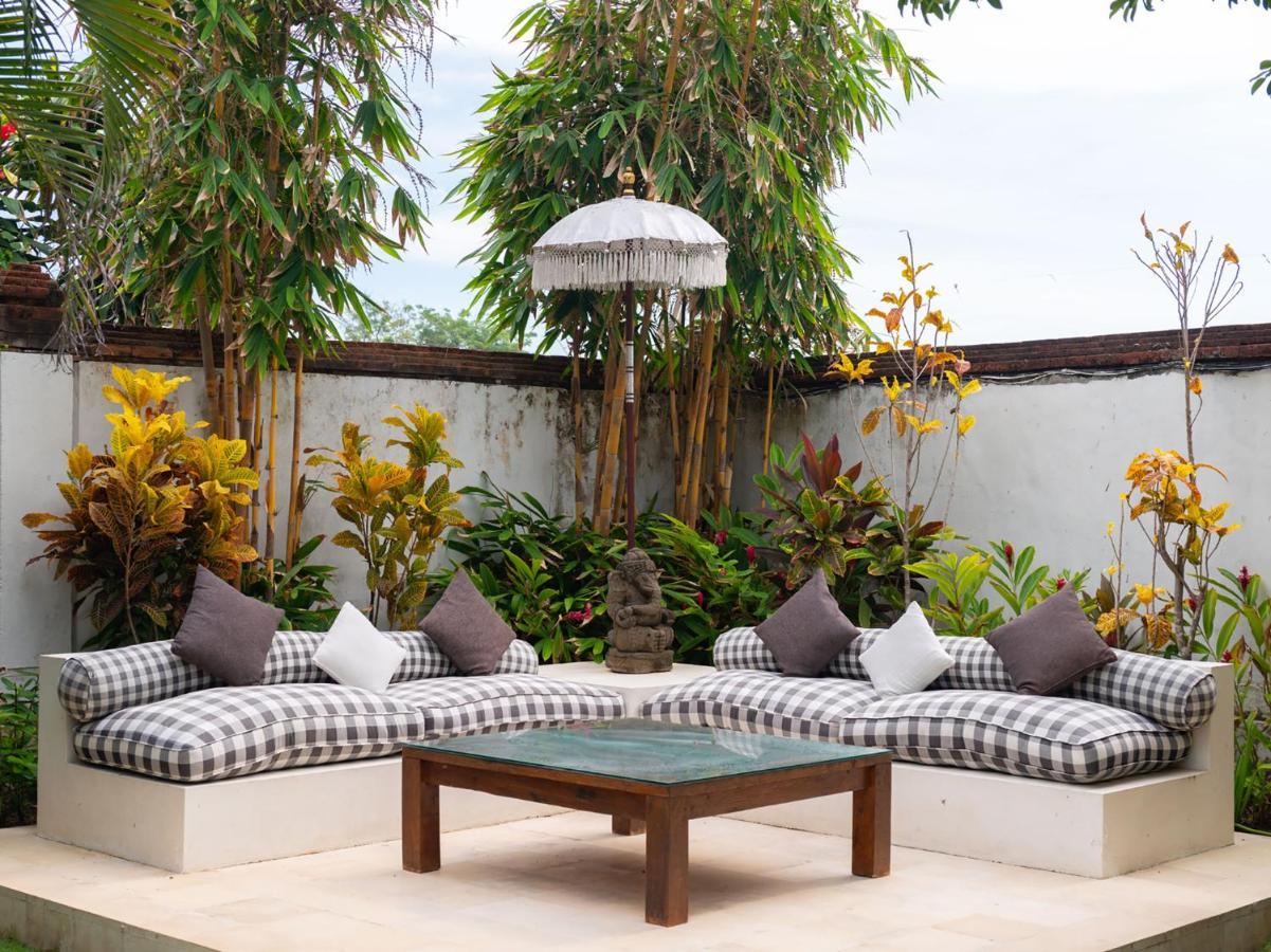 Majapahit By Nakula * Ketewel