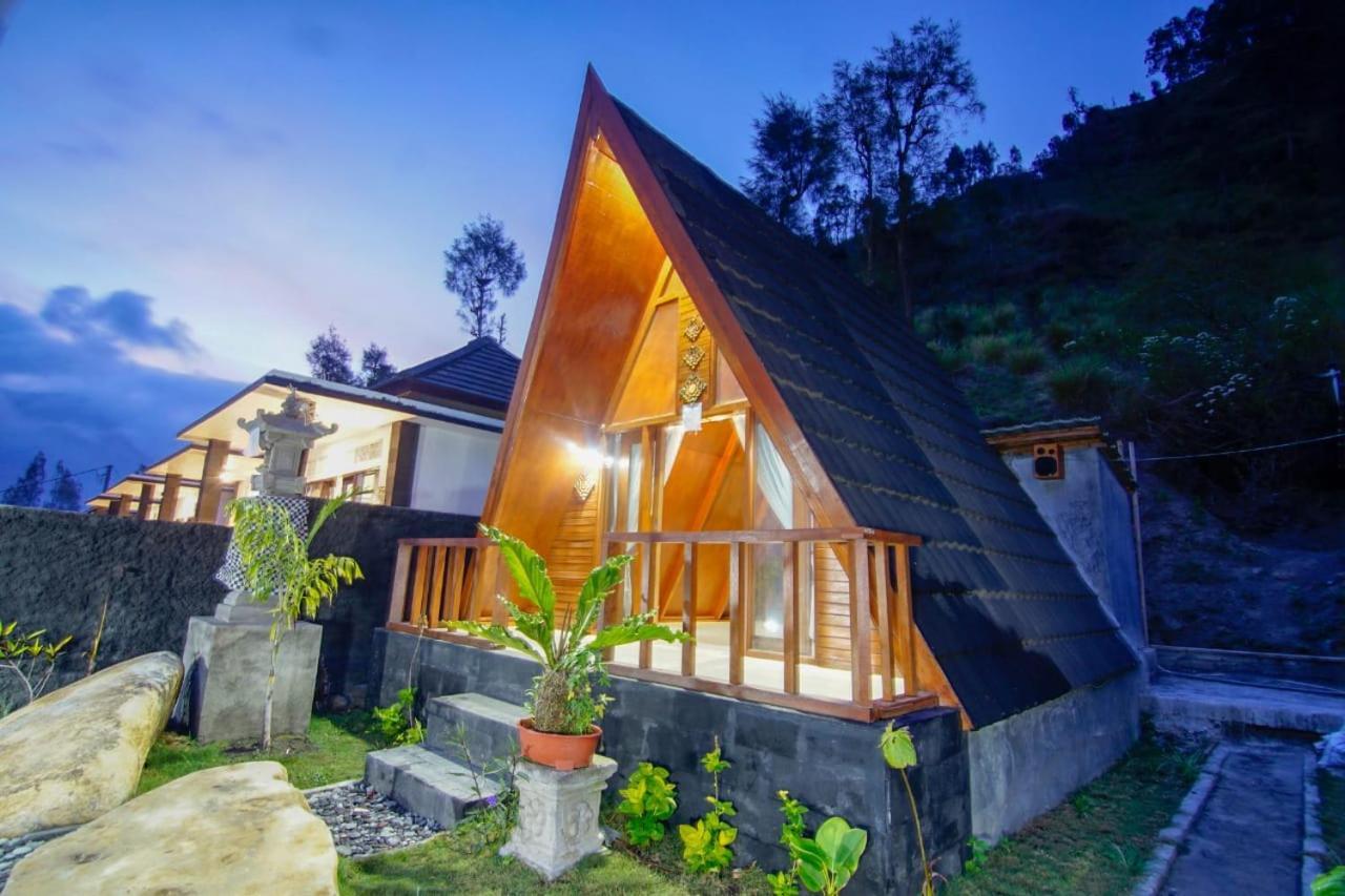 Lingga Bali Villa *