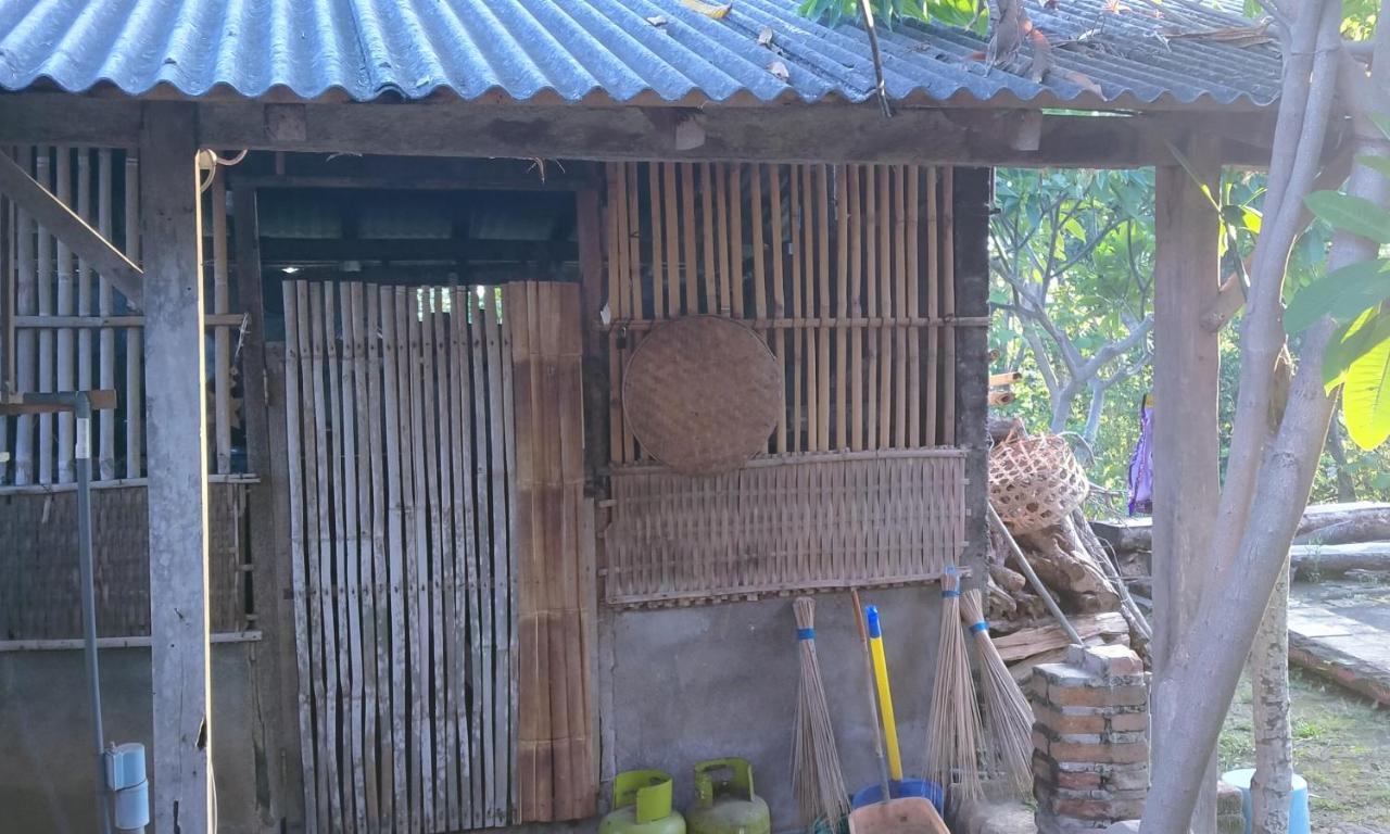 Esa Di Kubu Homestay Singaraja (Bali)