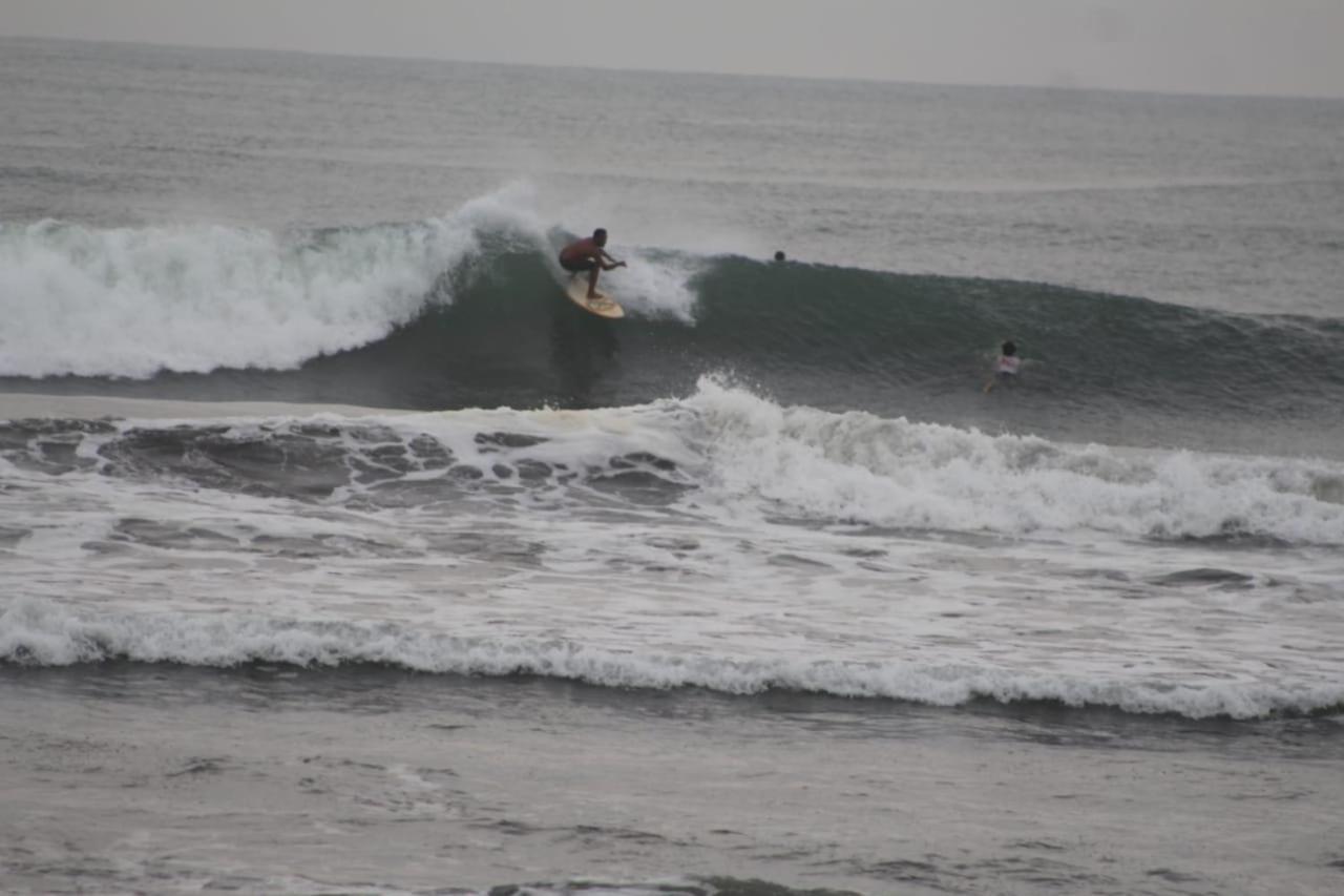 The Nyamo Surf & 2*
