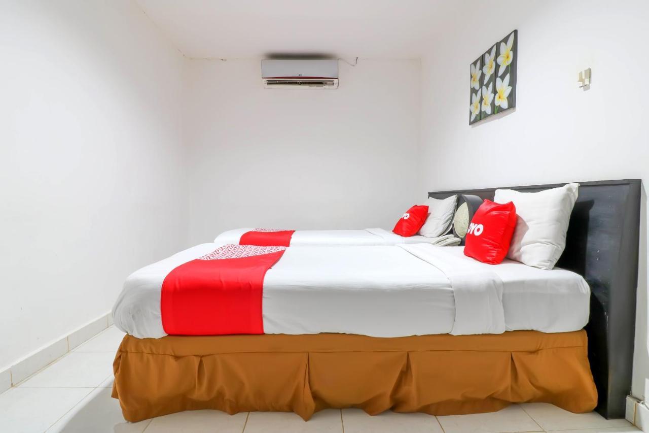 Oyo 1666 Grand Pudjawan Hotel 2*