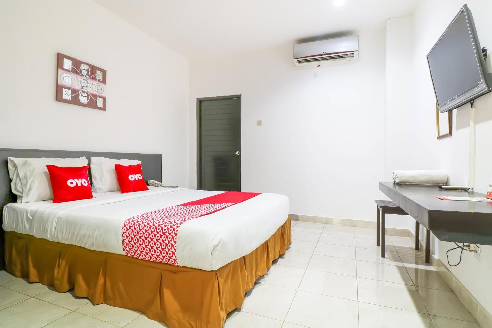 Hotel Oyo 1666 Grand Pudjawan 2*