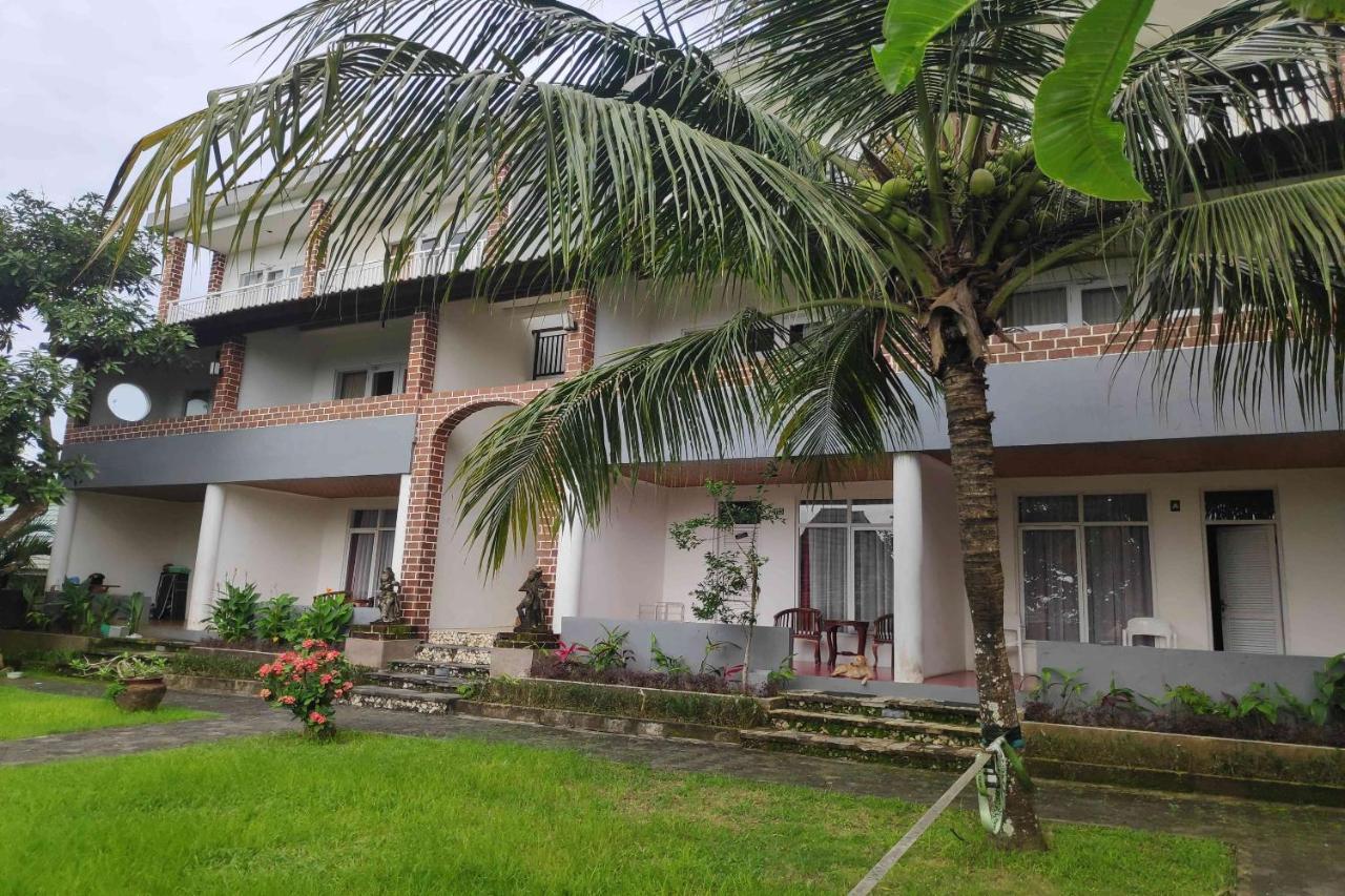 Hotel Pecatu 2*