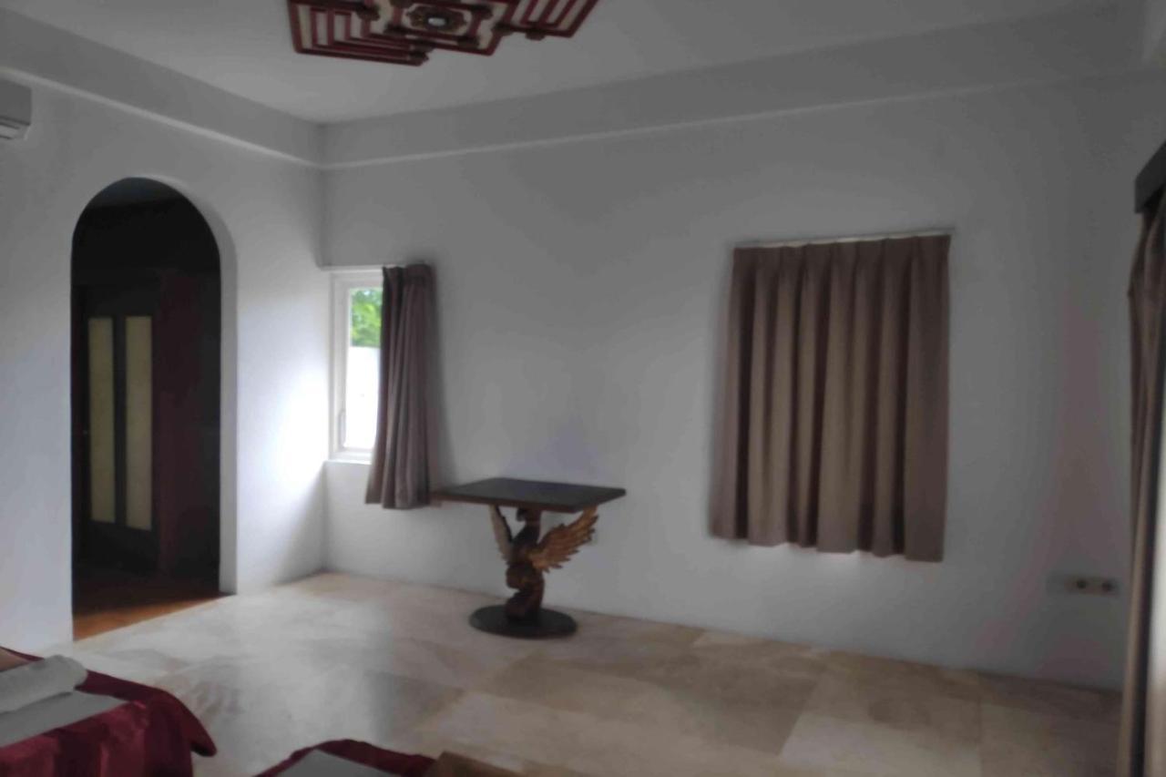 Pecatu 2* Uluwatu (Bali)