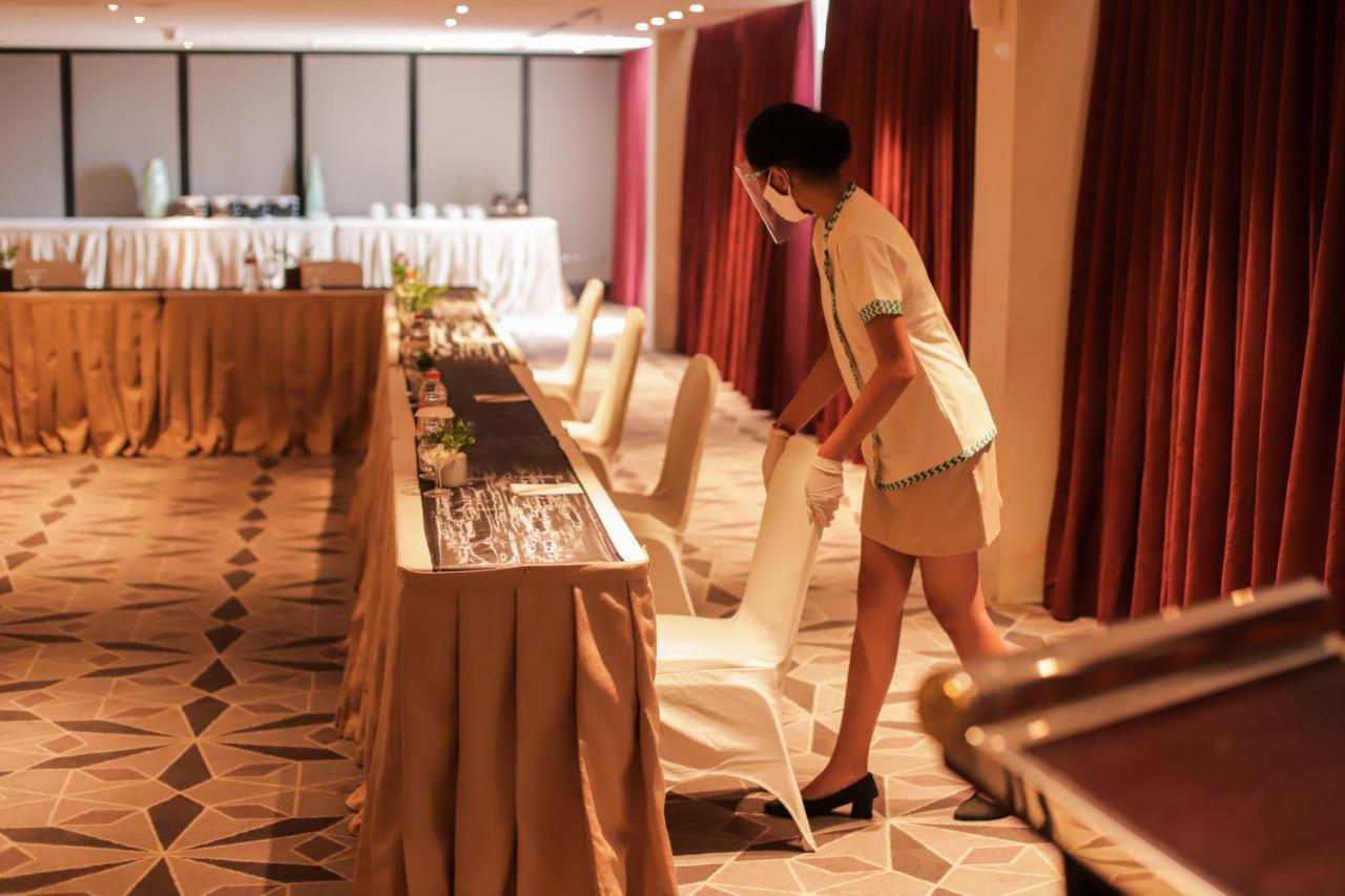 Bali Paragon Hotel 4*