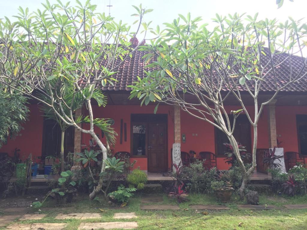 Homestay Made Roejas *