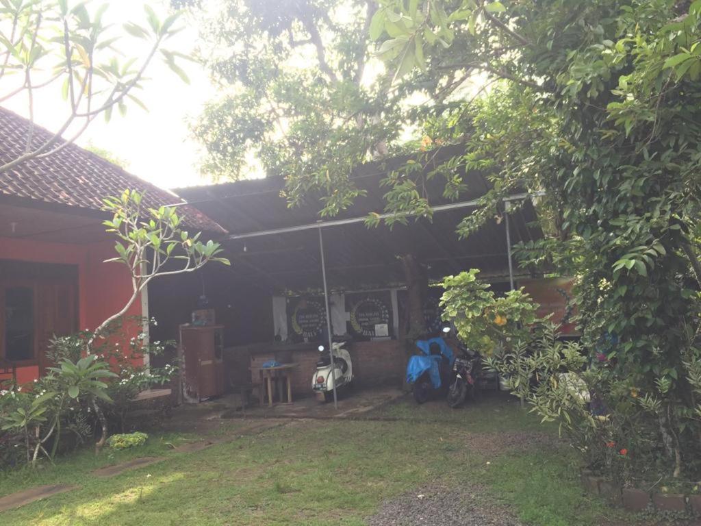 Made Roejas Homestay *