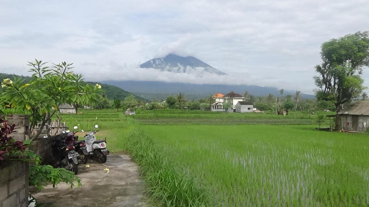 Agung *