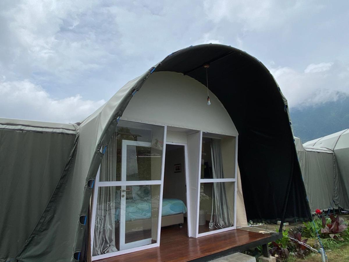 Hotel Pondanu By The